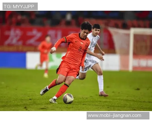 韩国队荣获熊猫杯冠军中国队获得亚军奖盘展现拼搏精神