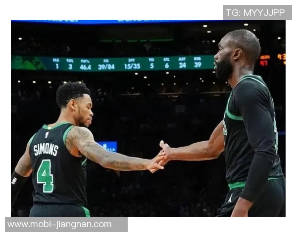 杰伦布朗称赞武切维奇提升侵略性为球队带来积极信号